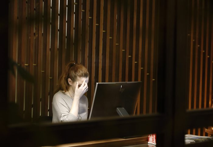 Burnout Ibu Bapa: Tanda dan Cara Atasi